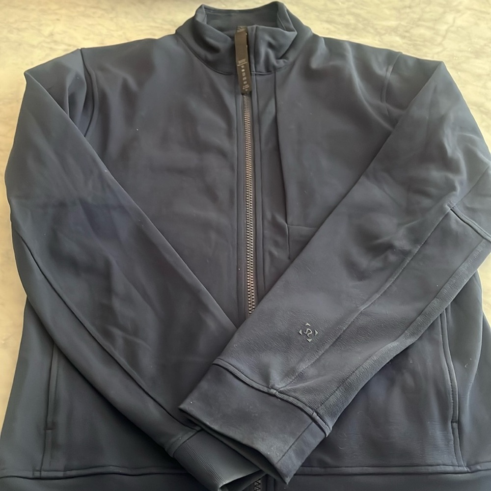 Lululemon Men’s Zip Up, size XS